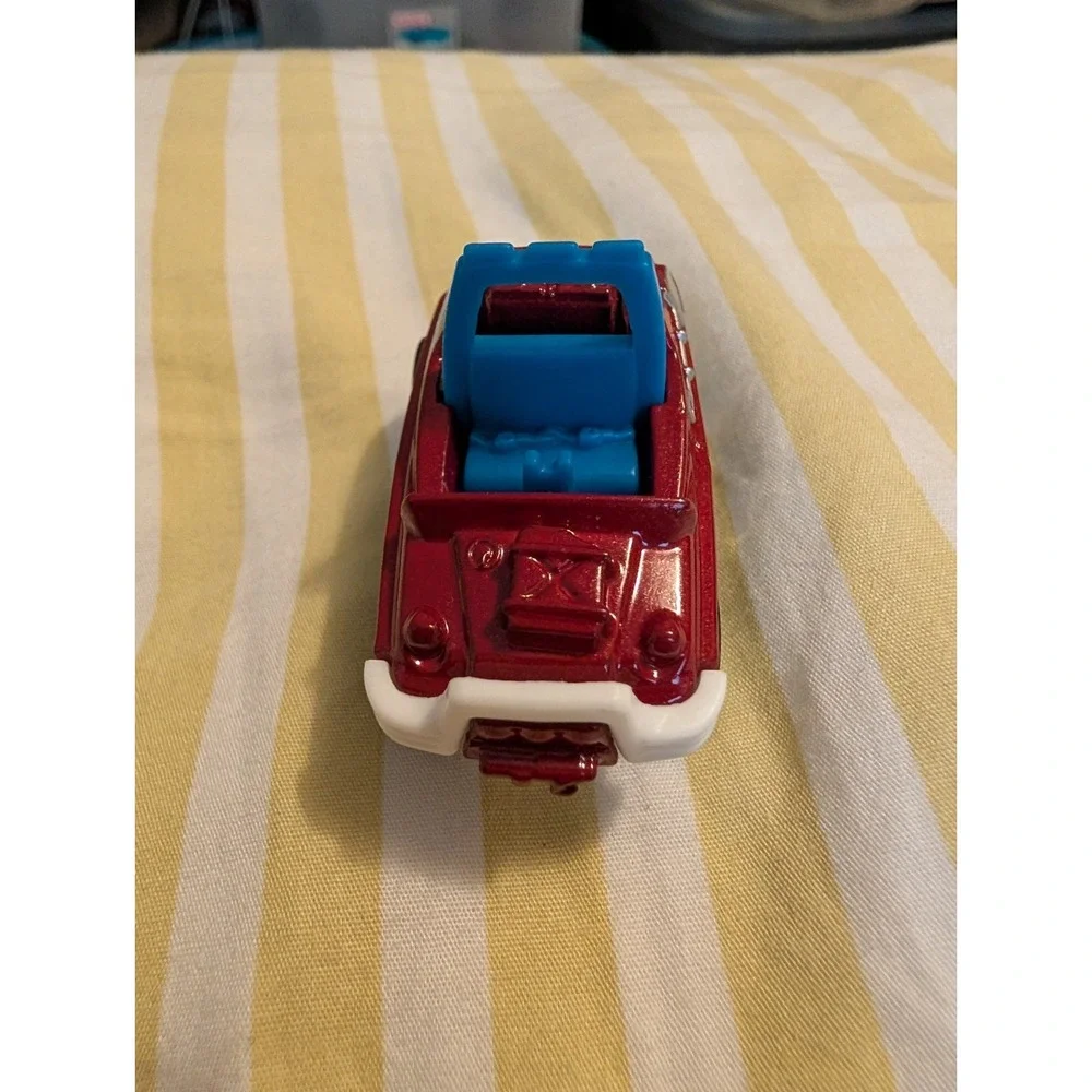 Matchbox 2011 ATV 6X6 Wheels Diecast Toy Car Red Blue White 1:64 MB831